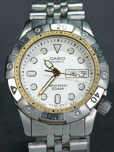 CASIO カシオ QUARTZ クォーツ ダイバーズウォッチ MD-711 メンズ アナログ 腕時計 3針 蓄光文字盤 デイデイトカレンダー 新品電池交換済み