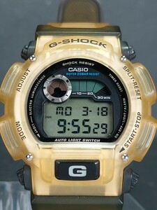 新品 CASIO カシオ G-SHOCK ジーショック X-treme エクストリーム DW-9000XS-9T デジタル 多機能 腕時計 スケルトン イエロー 動作確認済