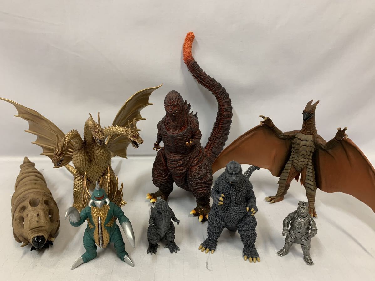 Yahoo!オークション -「東宝怪獣コレクション シン・ゴジラ」の落札