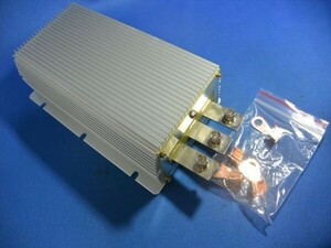 24Vー＞12V・変換器・変圧・調圧直流電圧24V電池を12Vに・100Aまで対応、DC－DC、24Vバッテリーを12Vとして活用