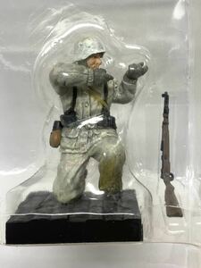  rare .. company 1/35 combat figure winter equipment ..( life ru one-side knees ) unused goods 