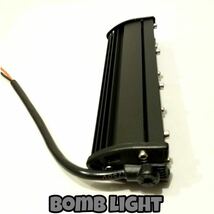 ボムライト製 LEDワークライト 汎用フォグランプ イエロー 作業灯 防水 18w18cm ライトバー ジムニー 12v24v兼用 バイクや軽トラ 荷台灯_画像6