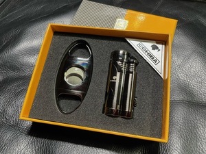 COHIBA コイーバ　葉巻用品　ギフトセット シガーライター シガーカッター/新品未使用品/全国一律送料無料