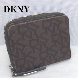 DKNY　二つ折り財布