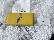 96 新品未使用 COACH コーチ 長財布 ディズニー コラボ グーフィー ラウンドファスナー アウトレット CH498_画像1