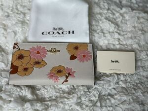 214 新品未使用 COACH コーチ 長財布 花柄 折り財布 アウトレット CH777