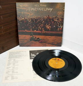 ▲(R603-E56)LP レコード NEIL YOUNG / TIME FADES AWAY / REPRISE