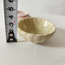 瀬戸焼 色変わり 輪花 菊華 豆皿 薬味皿 直径5.9cm×高さ2.7cm 5点セット 未使用品 [和食器 小皿 和皿 菊花 ]_画像8