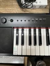 YAMAHA ヤマハ PiaggeroピアジェーロNP-11キーボード ◆1860v◆ 現状品 長期保管品 写真参照 Jazz Hanon Blues Hanon楽譜有り_画像4