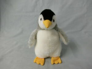 ペンギン　ぬいぐるみ　高さ：約17cm　横幅：約14cm　奥行：約12cm　お腹を押すと音が鳴る　鳴き笛　ALFA　アルファ