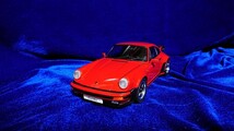 1/18 Autoart オートアート Porsche 911 TURBO 3.3 GUARDS RED 77982 ポルシェ 930 ターボ ガーズレッド 難有_画像1