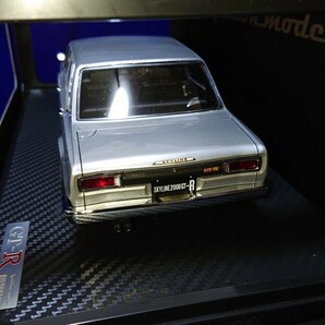 1/18 Ignition model イグニッションモデル NISSAN SKYLINE 2000 GT-R PGC10 4Door Silver 日産 スカイライン ハコスカ 4ドア IG0761 難有の画像3