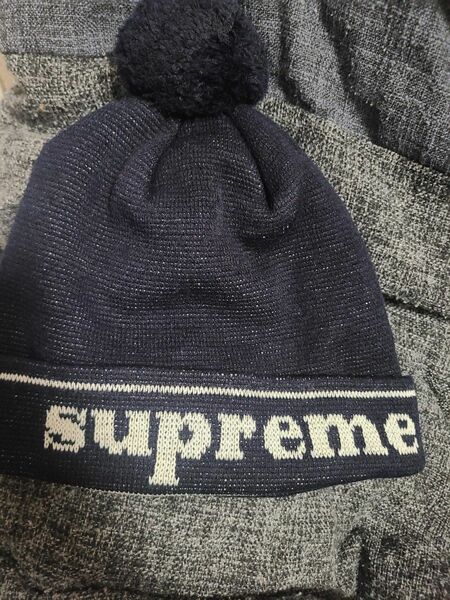 Supreme　ニット帽　ブラックカラー