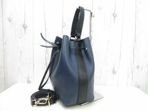 極美品 新品同様 FURLA フルラ コスタンザ ハンドバッグ ショルダーバッグ バッグ レザー 紺×黒 2WAY 69408_画像5