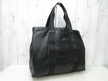 極美品 PRADA プラダ トートバッグ ハンドバッグ バッグ ナッパレザー 黒 A4収納可 メンズ 70045Y_画像2