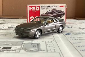 ミニカー トミカ 日産スカイラインGTR TOMY skyline R32 NISMO