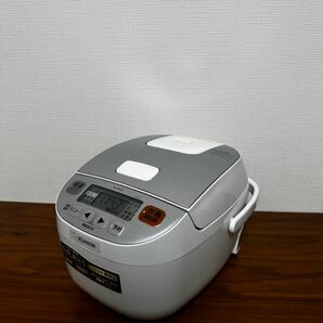 象印 ZOJIRUSHI 炊飯器 炊飯ジャー 3合炊き　2015年製