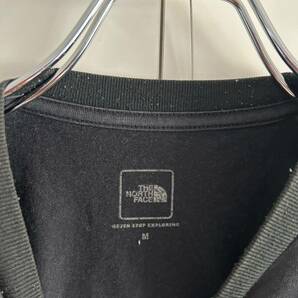 THE NORTH FACE ザノースフェイス プリント Tシャツ M アウトドア ロゴプリント ブラック NT31703X 正規品の画像3