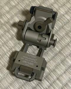 実物　WILCOX L4 G24 NVG MOUNT　TAN ナイトビジョンマウント