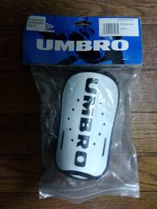 USED shin present . shinguard UMBRO