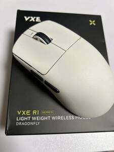 VXE R1 SE white ゲーミングマウス　ワイヤレス