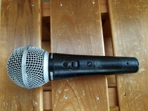 ♪SHURE SM48S シュアー 単一指向性 ダイナミック マイクロフォン マイクホルダー ケース付き_画像2