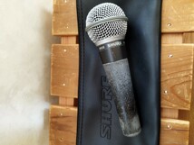 ♪SHURE SM58 シュアー ボーカル マイクロフォン ダイナミック マイク 音響機器 ケース付き_画像2