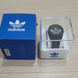 アディダス 腕時計 adidas