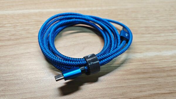 USB Type C ケーブル　CLEEFUN QC3.0 3A急速充電 タイプ C 1.8m