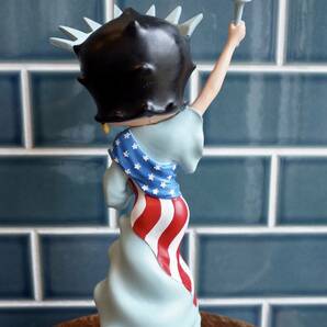 新品 Betty Boop ベティちゃん 自由の女神 レジンドール フィギュア アメリカン インテリア liberty NY 置物の画像4