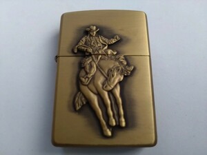 タバコ銘柄　Marlboro マールボロ　ザオリジナルZIPPO １９９８年製　未使用品ジッポーです