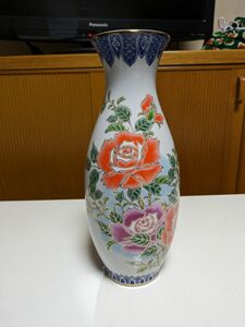 花瓶 花器 インテリアフラワーベース陶器置物インテリアオブジェ金彩飾り壷