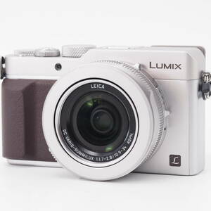101787☆ほぼ新☆パナソニック コンパクトデジタルカメラ ルミックス LX100 4/3型センサー搭載 4K動画対応 シルバー DMC-LX100-S