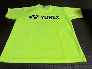 新品YONEX蛍光色、ロゴ黒、半袖ストレッチトップス　サイズS