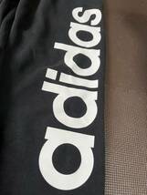 adidasスウェット黒、ロゴ白ストレッチパンツ　サイズL_画像3