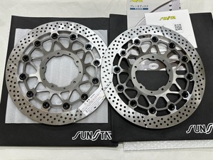 在庫入替え処分品 CBR1000RR(SC77)　サンスターディスクローター　未使用展示品　左右セット