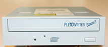 PLEXTOR Premium2 CD-R/RW 内蔵光学ドライブ IDE/ATAPI 日本製_画像4