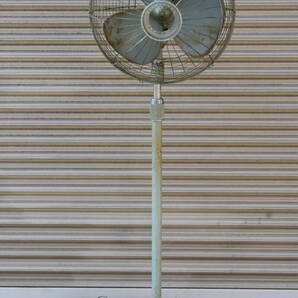 うぶ品 希少 昭和レトロ 富士電機 FUJIDENKI SILENT FAN 型番不明 大型扇風機 3枚羽根 40cmタイプ 未整備品 稼働品 ジャンクの画像1