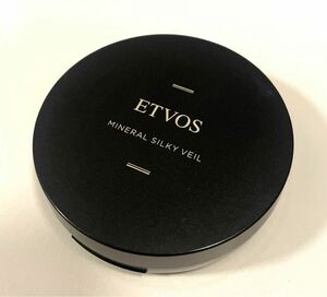 ETVOS ミネラルシルキーベールI フェイスパウダー SPF20 PA++7g