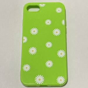 iPhone SE2.3 iPhone7/8スマホケース　小花柄　花柄　マーガレット　緑　グリーン　かわいい　春カラー