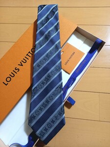 美品！LOUIS VUITTON ルイヴィトン モノグラムネクタイ、ブルー　