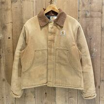 【サイズ L】 USA製 Carhartt トラディショナル ジャケット ビンテージ アメリカ古着 カーハート 90s ベージュ デトロイト 中綿 ワーク _画像1