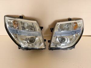  Nissan Elgrand E51 NE51 MNE51 middle period latter term HID head light xenon left right set blue KOITO 100-24852