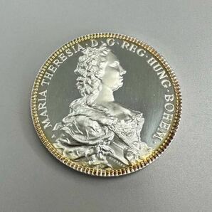 【極美品】オーストリア メダル マリア・テレジア 5オンス 1986 純銀メダル/ケース付き/重量約156.2g/直径約6.5cm/大型の画像1