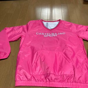 カステルバジャックスポーツ　ピンクの防寒着Ｍサイズ美品