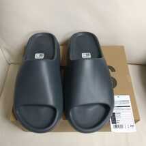 ■即決　新品　国内正規品　イージースライド　29.5cm　US11　adidas YZY SLIDE SLATE GREY アディダス スレートグレー_画像1