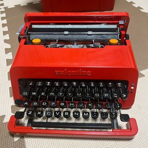 Olivetti valentine オリベッティ バレンタイン タイプライター 赤バケツ ヴィンテージ アンティーク 現状品 レトロの画像2