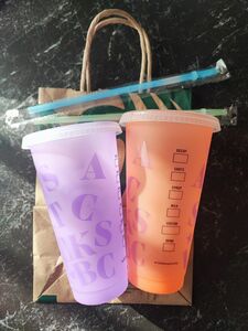 スタバ　ミステリーカラーチェンジングリユーザブルコールドカップ　710ml　Purple＆Orange