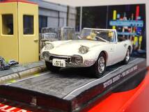 1/43 007 ボンド トヨタ 2000GT You only live twice ショーンコネリー、若林映子 フィギュア2体付き　ジオラマ_画像3