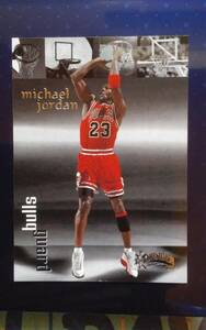 1998-99 skybox THUNDER CHICAGO BULLS 【MICHAEL JORDAN】 レギュラーカード #106